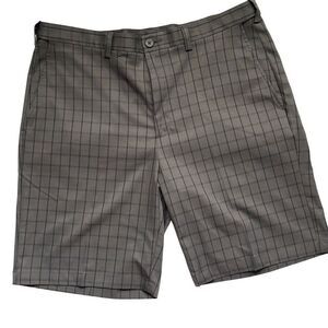 Haggar Cool 18 Performance Shorts Casual Golf Adjustable Gray Black Windowpane S